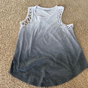 Mudd sleeveless shirt